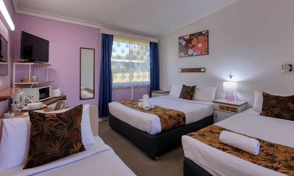 South Gundagai Hotel | Bushmans Motor Inn