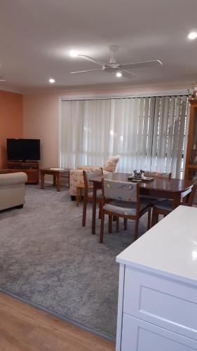 Tumut House | Butterfly Cottage