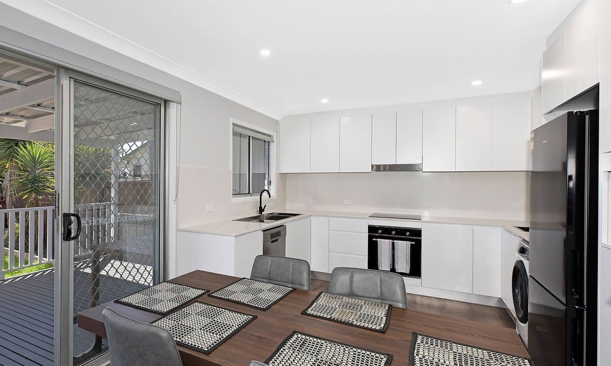 Blue Bay Apartment | By The Bay - Modern accommodation