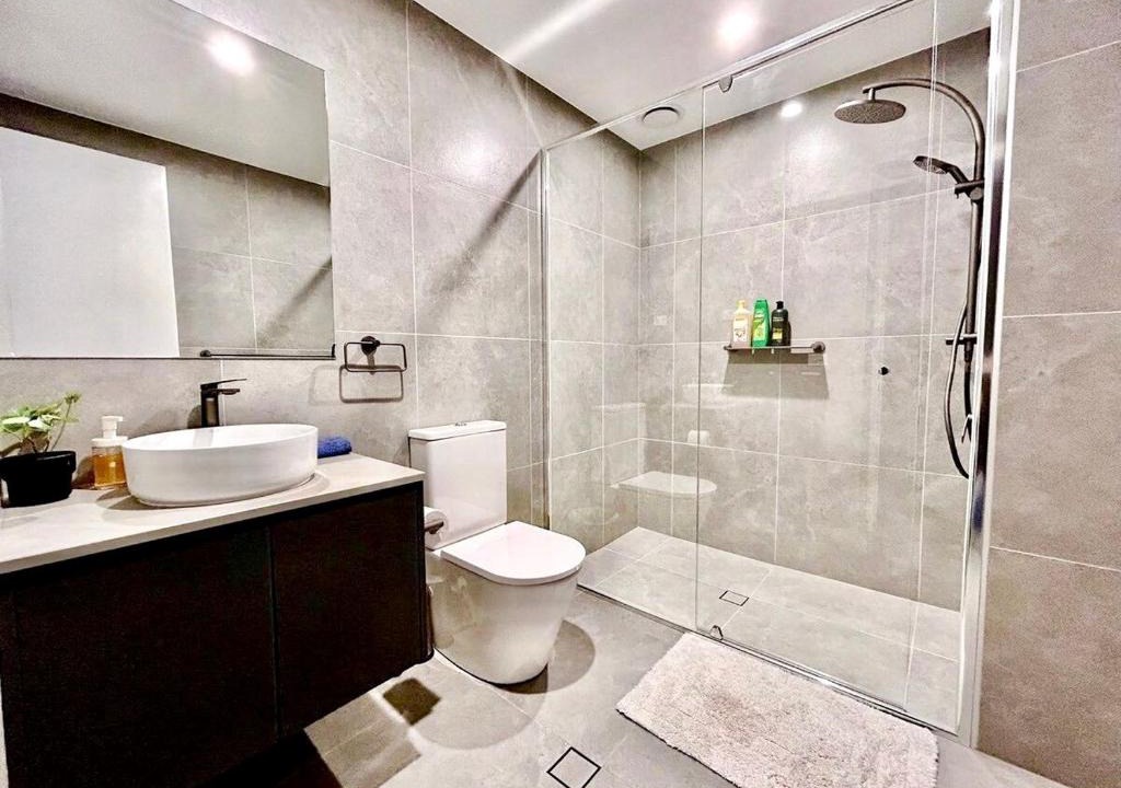 Lyneham Apartment | C01-Summit Contemporary stylish 2BR Apartment
