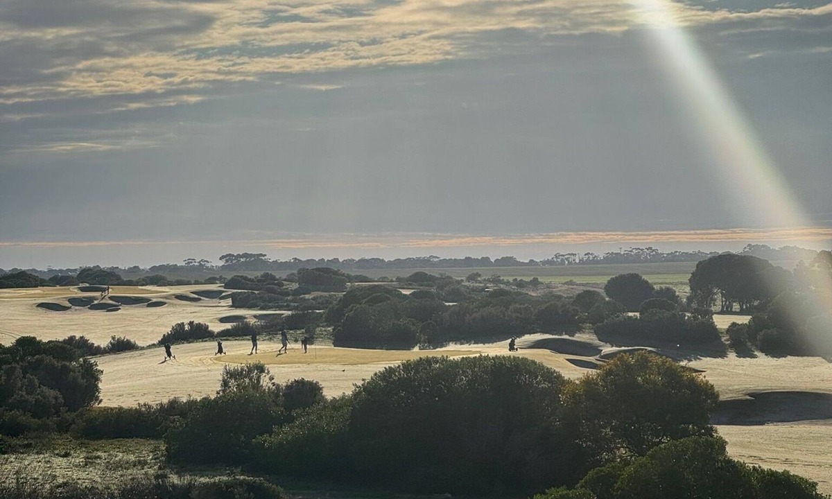 Port Hughes House | Caddyshack Port Hughes - Amazing Golf Course Views