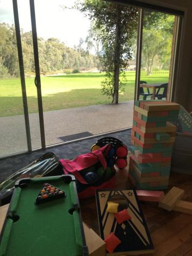 Moama Hotel | Cadell On The Murray Motel