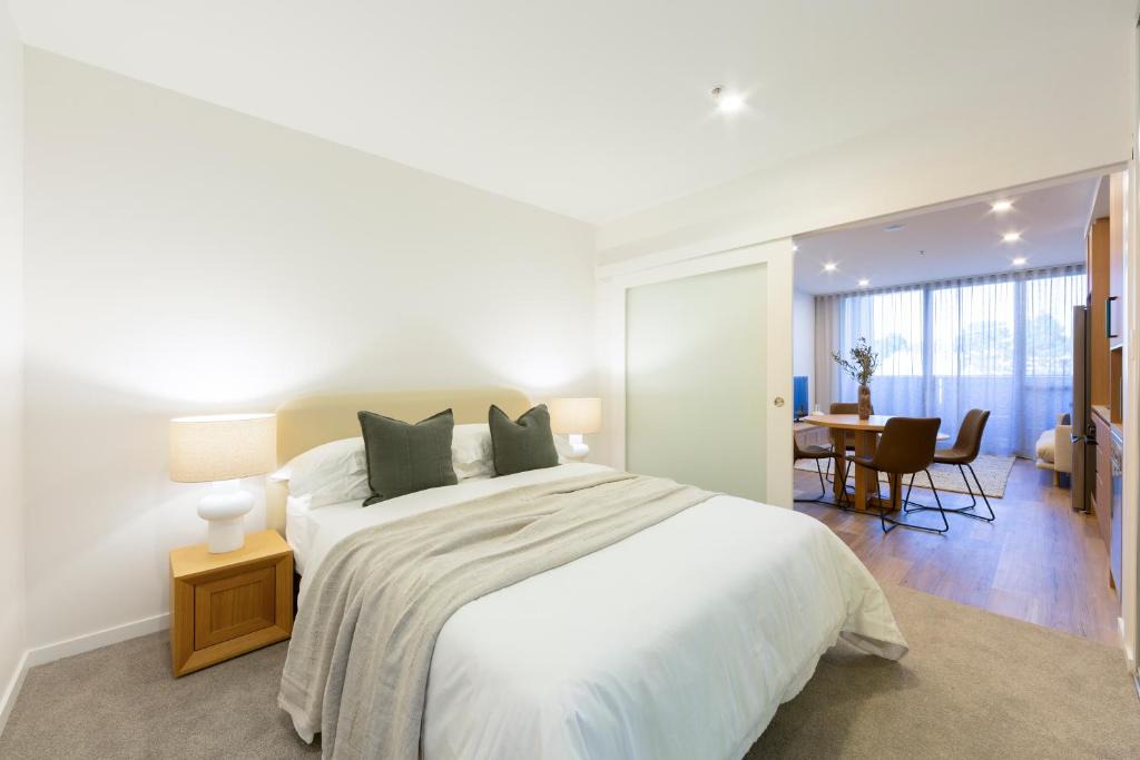 Phillip Apartment | Canopy Collective Serviced Apartments