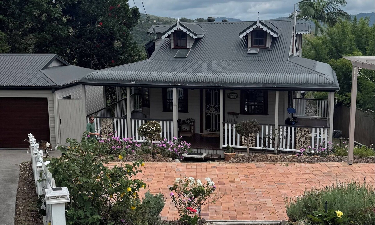 Bonogin House | Carrington cottage. Acreage charm home looking for 6 month stay.