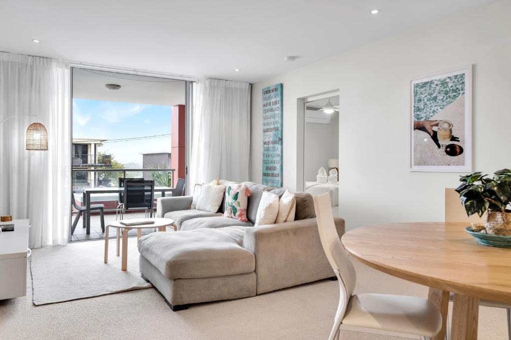 Kings Beach Apartment | Central Kings Beach 2 BR APT w Pool and Spa access