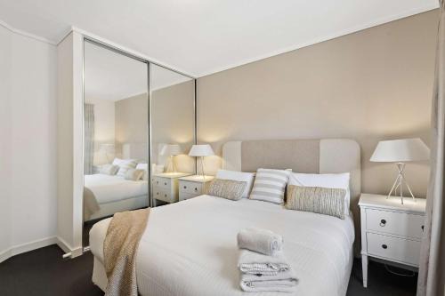 Perth Central Business District Apartment | Central Perth 1BR Apartment with Parking