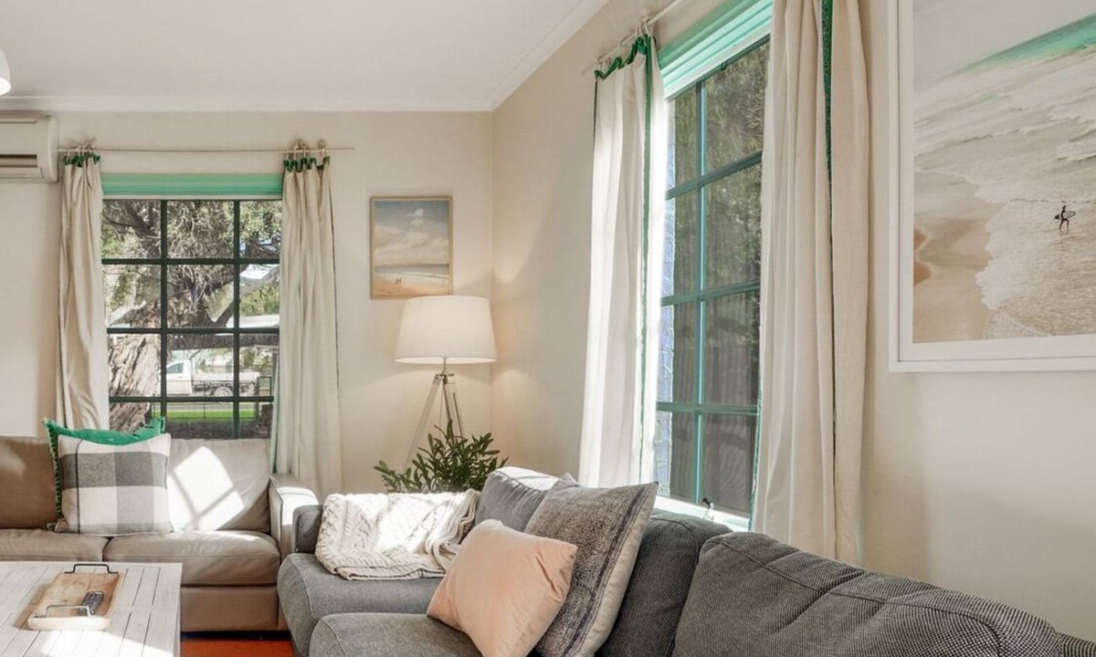 Port Fairy Cottage | Centrally located cottage offering charm and comfort