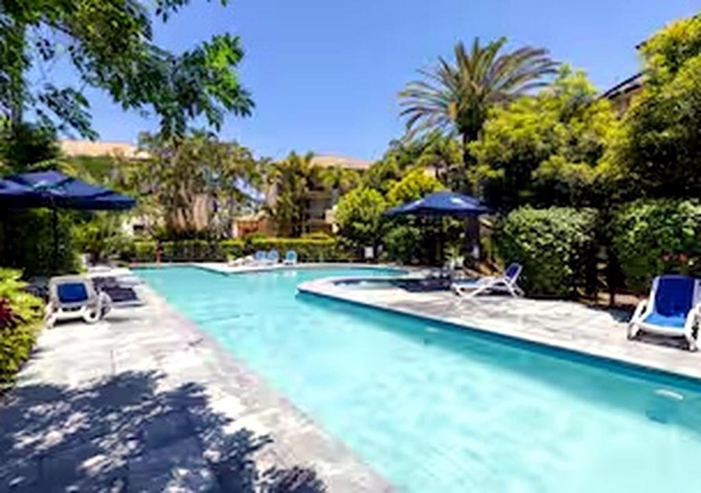 Mermaid Beach Apartment | Chic 2BR Oasis Turtle Beach Resort Gold Coast