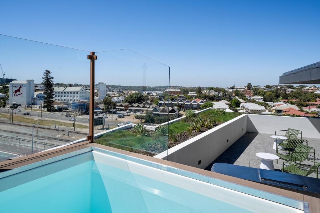 North Fremantle Apartment | Chic Studio Stay Near Cafés and Coastline