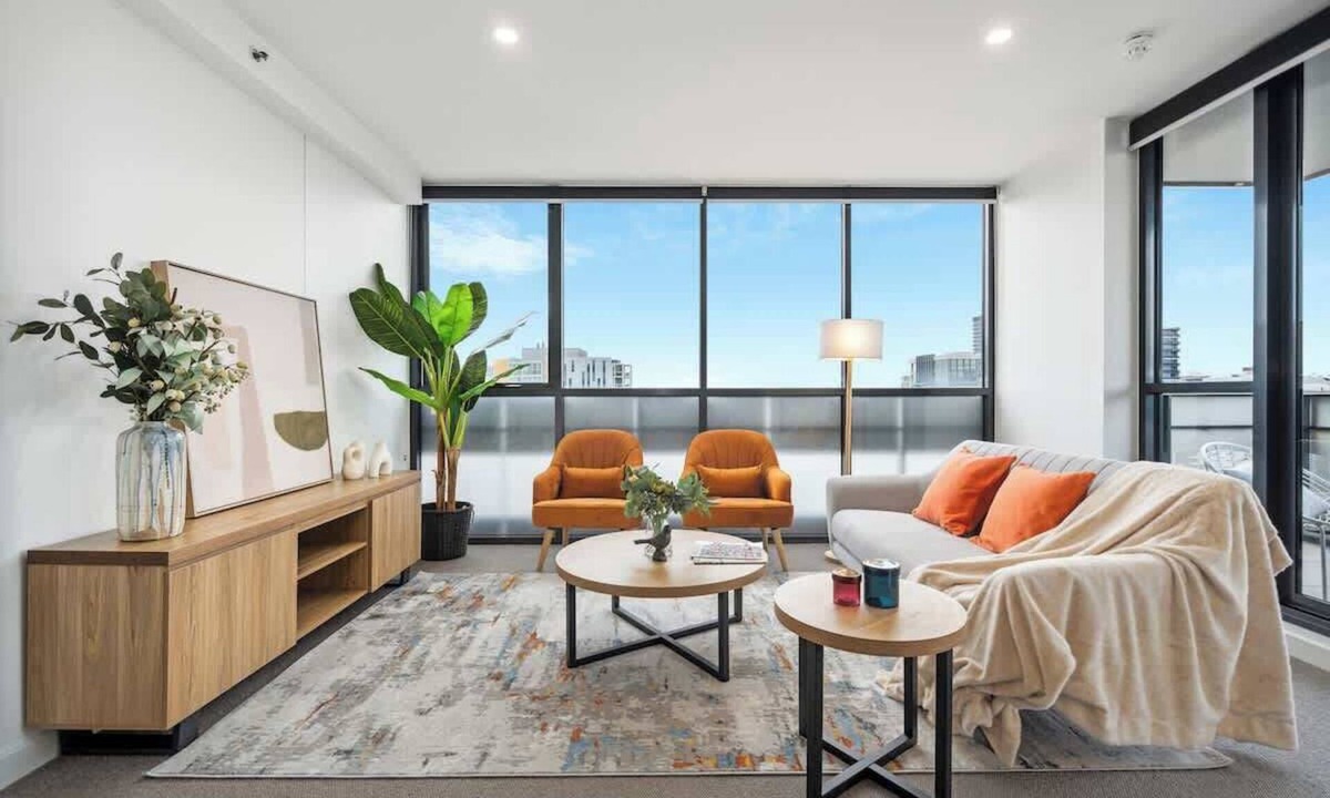 Adelaide Central Business District Apartment | City view apt/pool/gym/park/shop