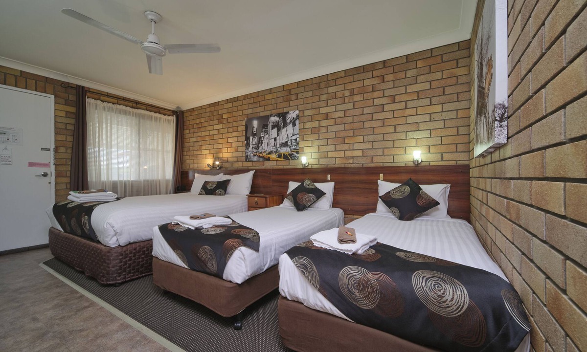 Warwick Hotel | City View Motel Warwick