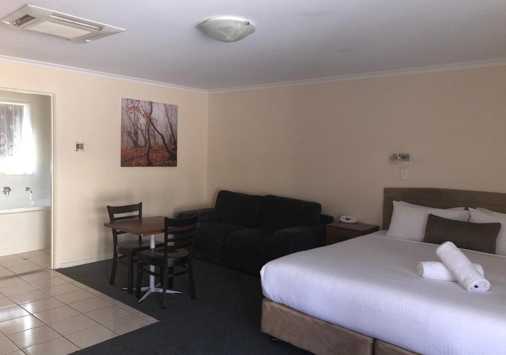 Clare Hotel | Clare Central