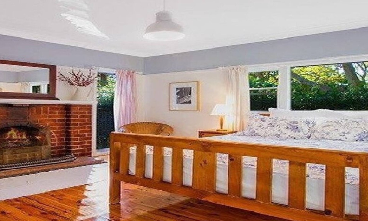 Pearl Beach House | Close to beach, cafe & restuarant