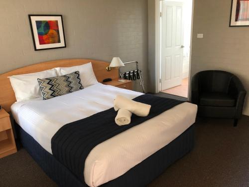 Kelso Hotel | Coachman's Inn Motel