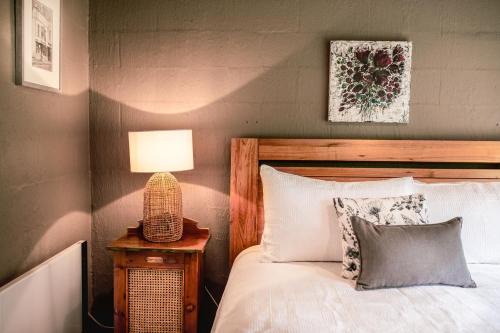 Ocean Grove House | Coastal Couple Retreat - Gas Log Fireplace - Sleeps 2 - Ocean Grove