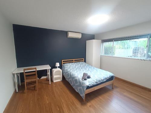 Auburn House | Comfortable Queen Room, Auburn - A2