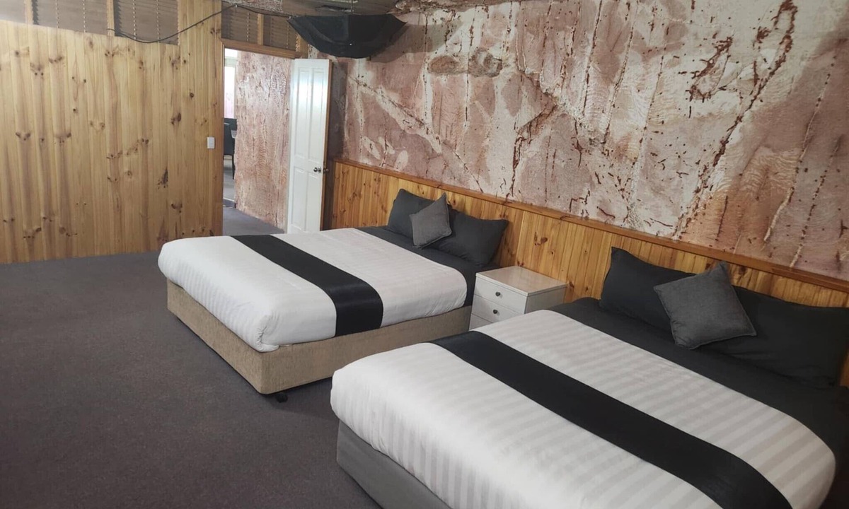 Coober Pedy Hotel | Coober Pedy Experience Motel