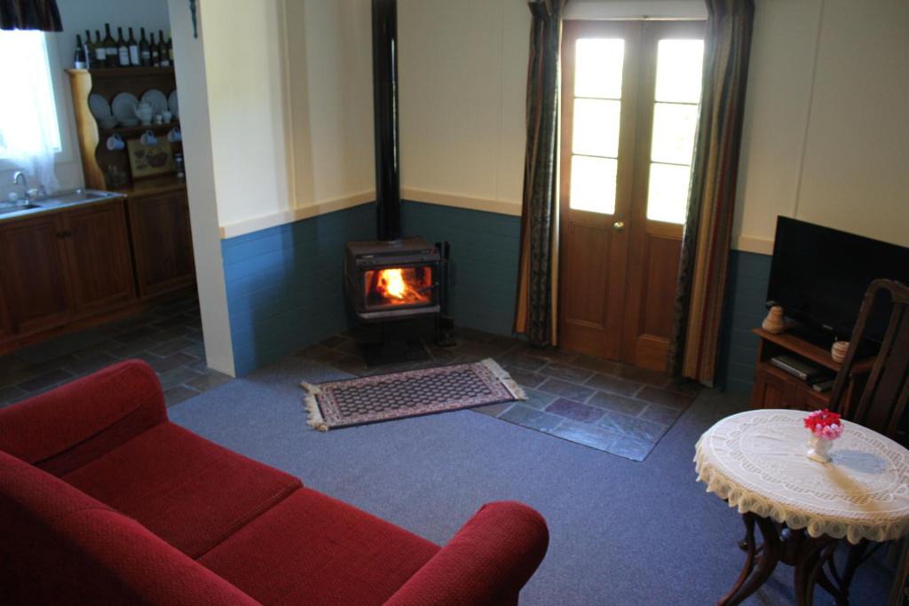 Comaum House | Coonawarra's Pyrus Cottage