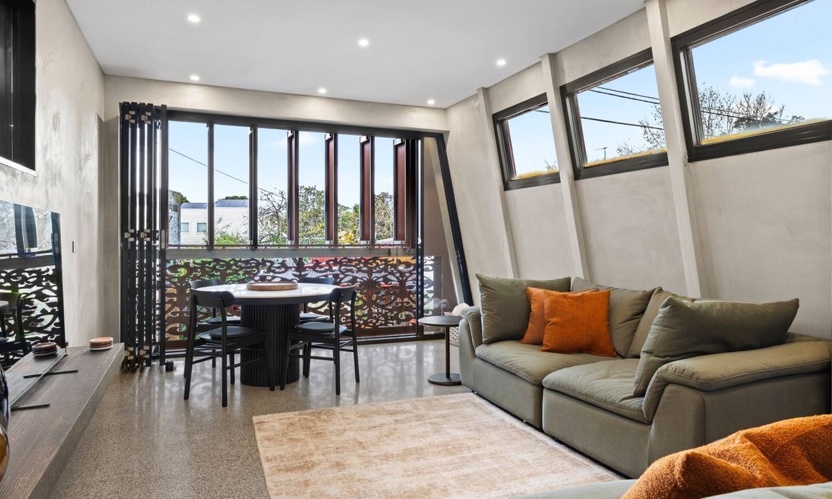 South Melbourne House | Corten Haus South Urban Retreat