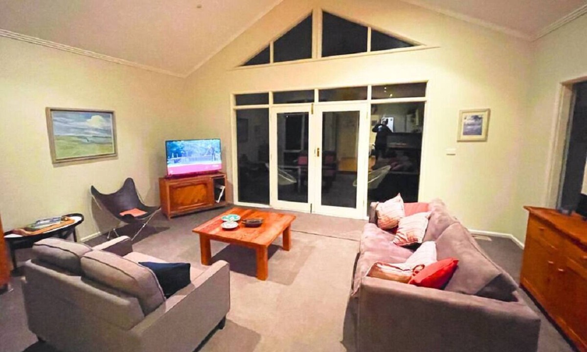 Richmond North House | Cosy quiet haven close to MCG, City, restaurants & public transport 5 mins away.