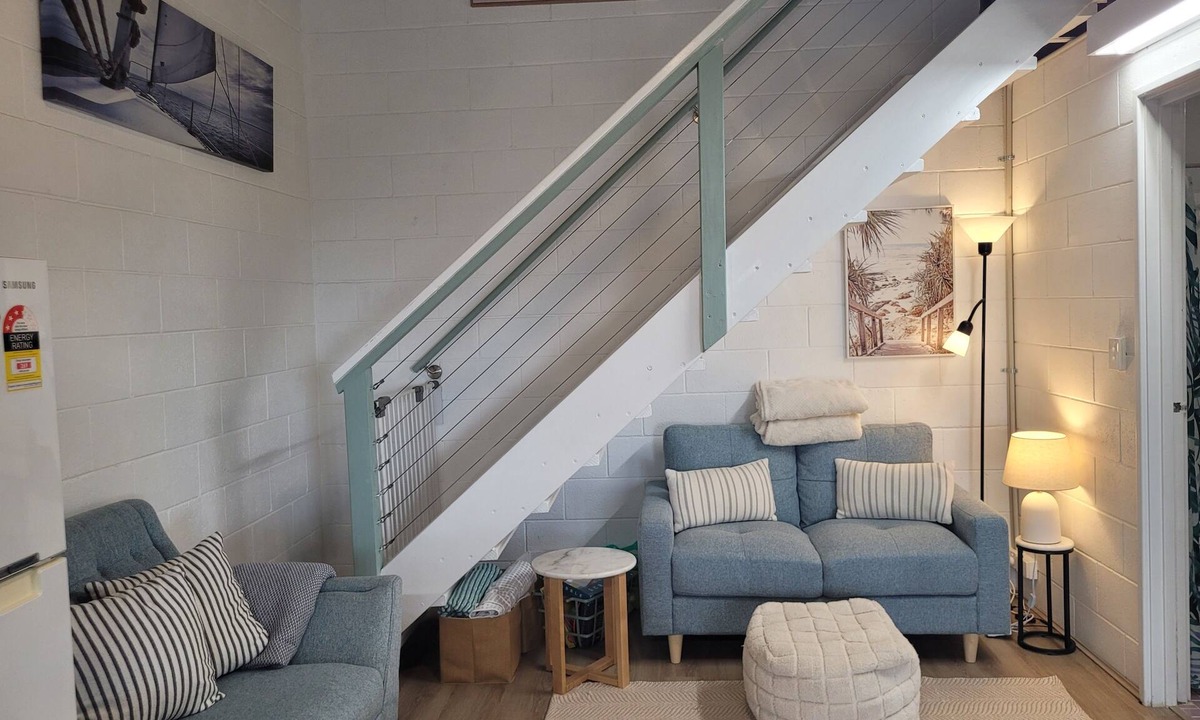Lancelin Apartment | Cosy Reef View Apartment overlooking Sunset Coast, Fishing, Sand Dunes, Beaches.