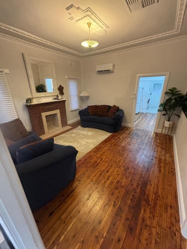 Griffith Apartment | Cottage on Carrathool
