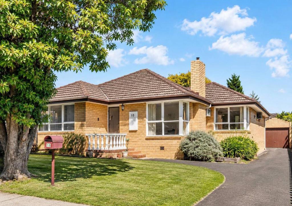 Wantirna South House | Cozy 4-Bedroom family House in Wantirna