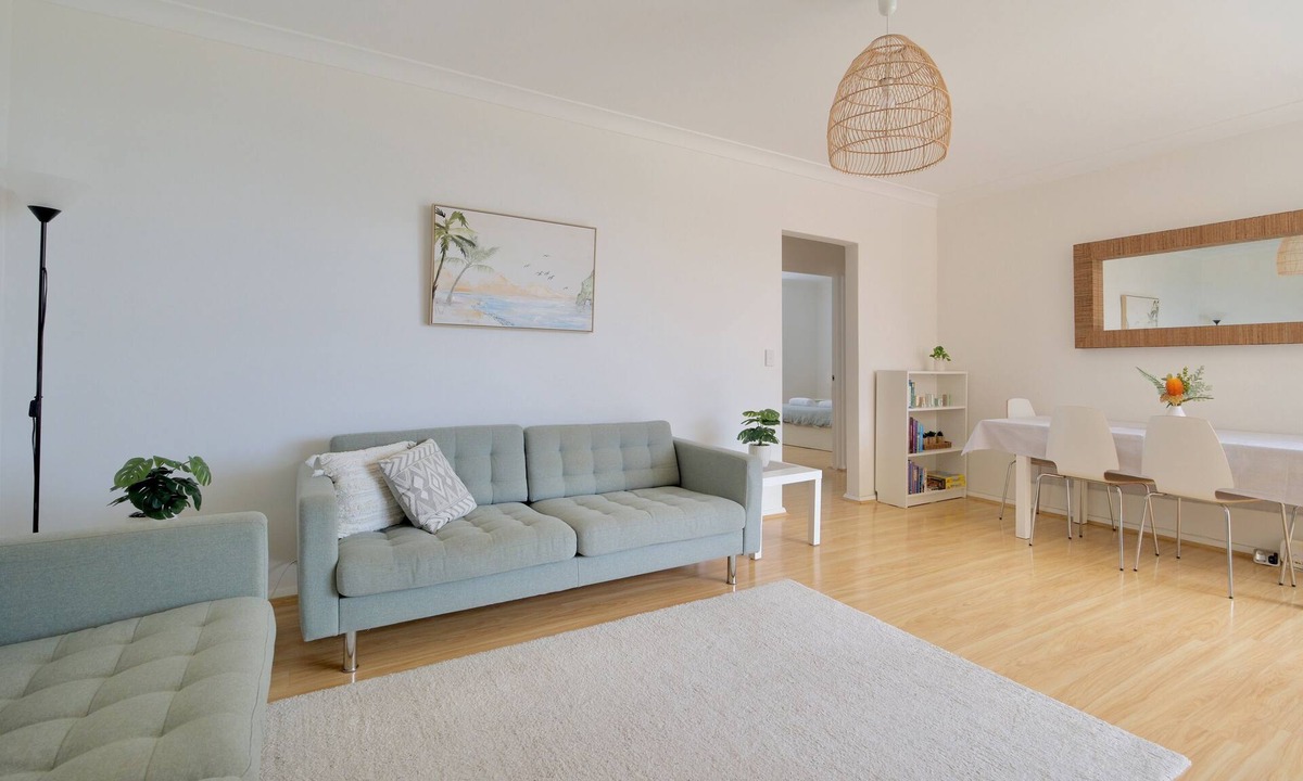 Coogee Apartment | Cozy Poolside Coogee Beach Sanctuary