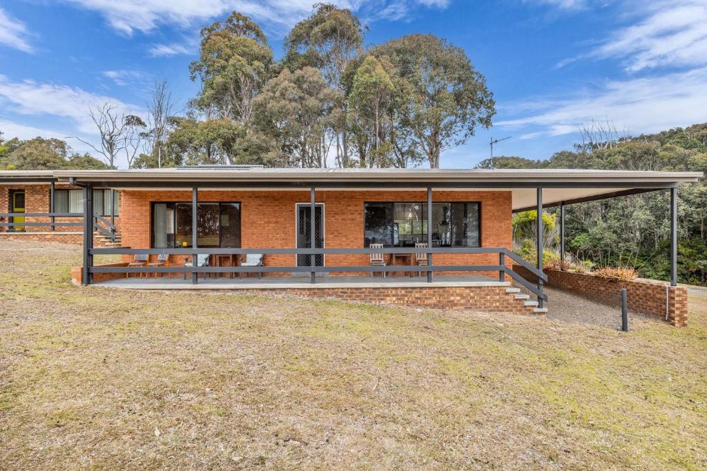Barragga Bay House | Cuttagee Beach Cottage 6 - Tathra Bermagui Rd 3521