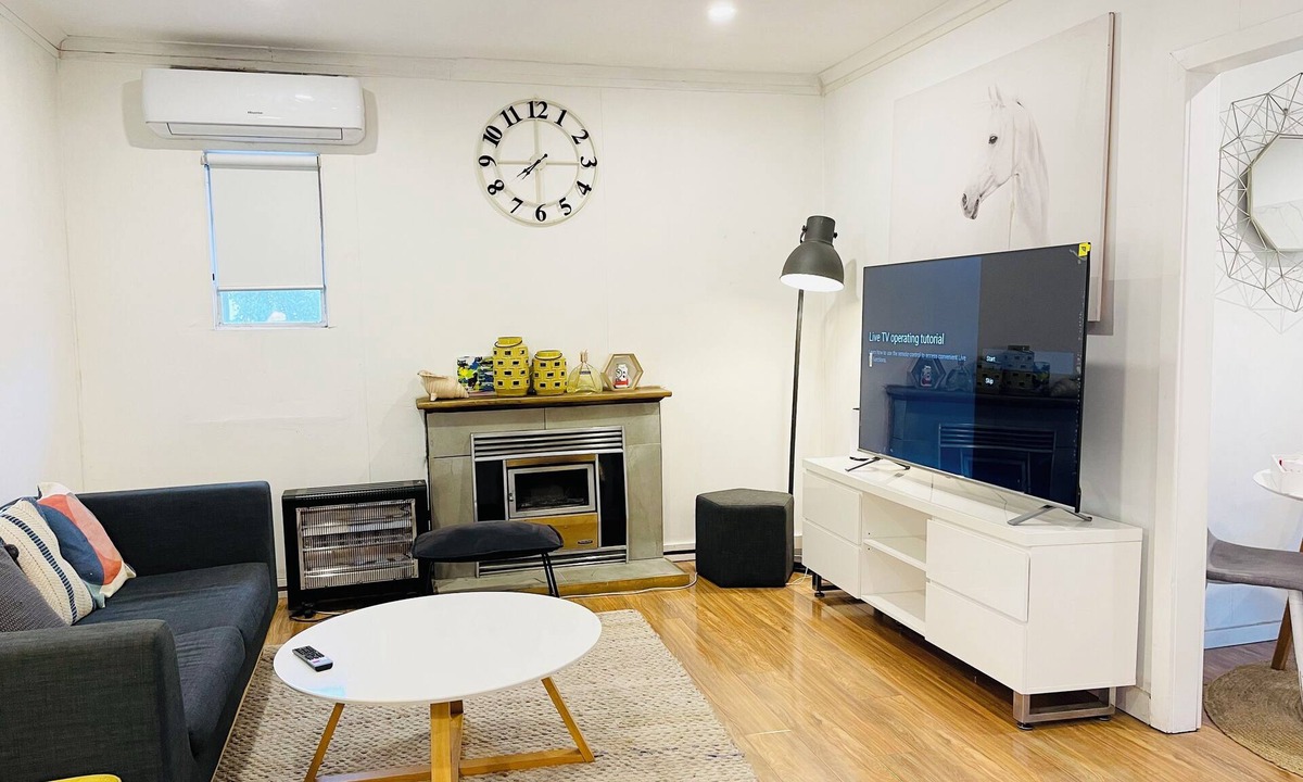 Braybrook House | D125 Tropic stay 2 bedrooms