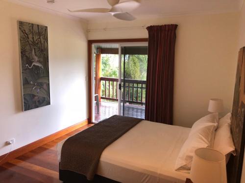 Forest Creek Bed & Breakfast | Daintree Manor B&B