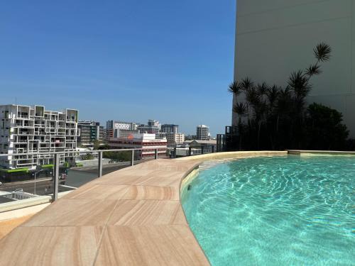 Darwin City Centre House | Darwin City Suites with Harbour View