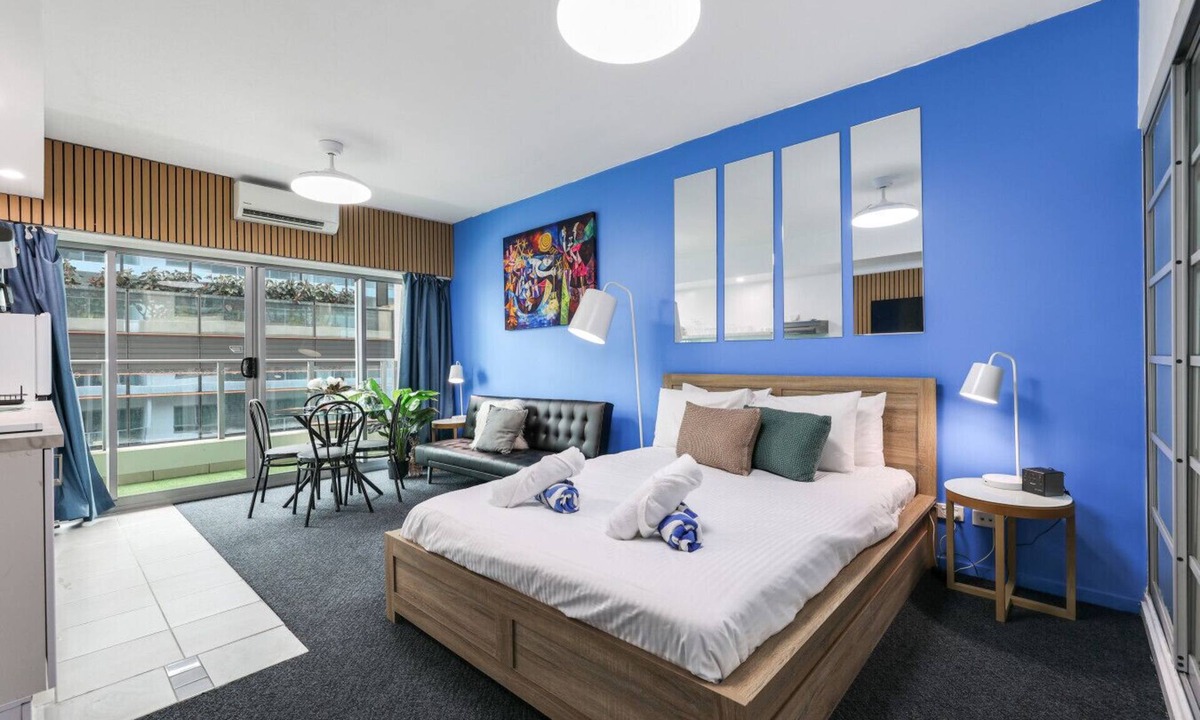 Darwin City Centre Apartment | Darwin Done Right | King Studio + Full Kitchen