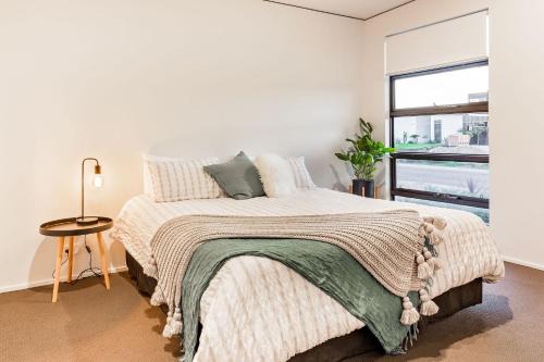Dunsborough House | Diamante