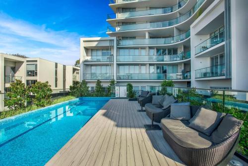 Doncaster Apartment | Doncaster Nook - Cosy Comfort with Heated Pool