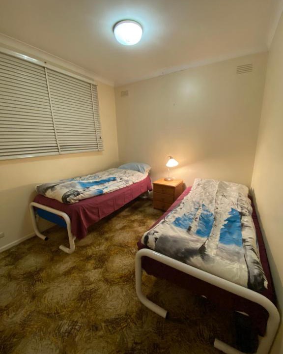 Doncaster House | Doncaster Westfield Home Stay
