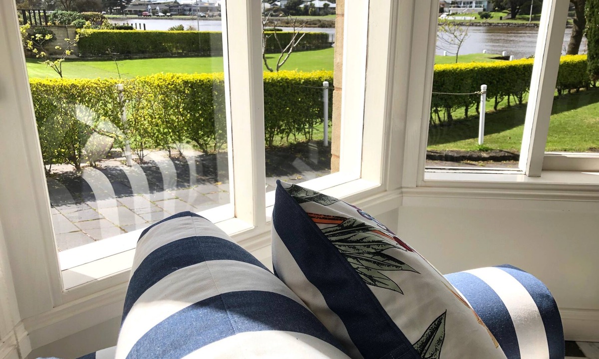 Port Fairy Apartment | Douglas Riverside