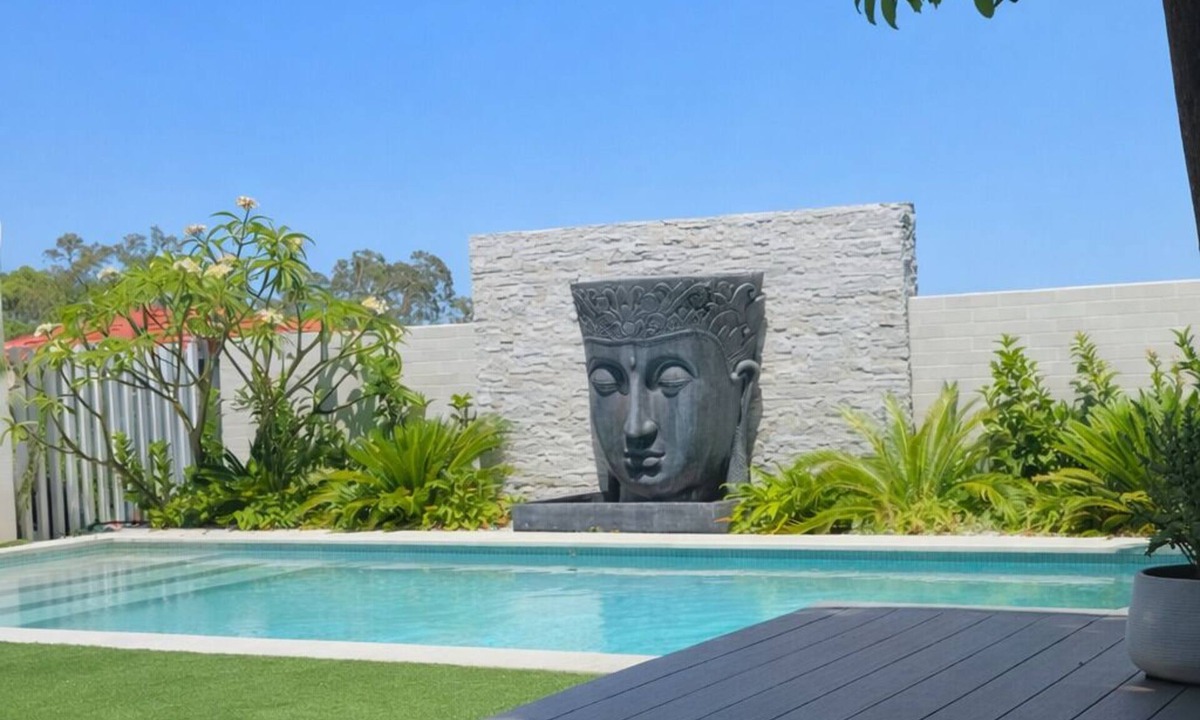 Warwick House | Dream Vacation! Family Friendly Paradise - 5B/3.5B - Heated Pool, Park, Views