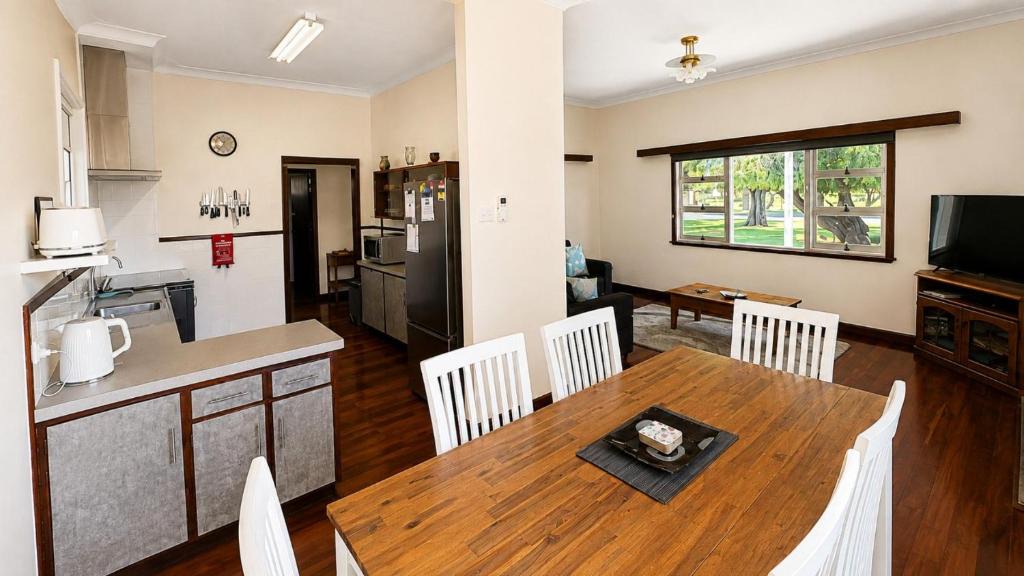 Busselton House | Driftwood Cottage