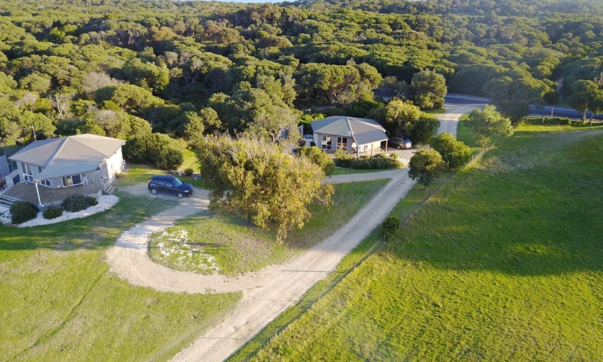 Sandy Point House | Driftwood Villas