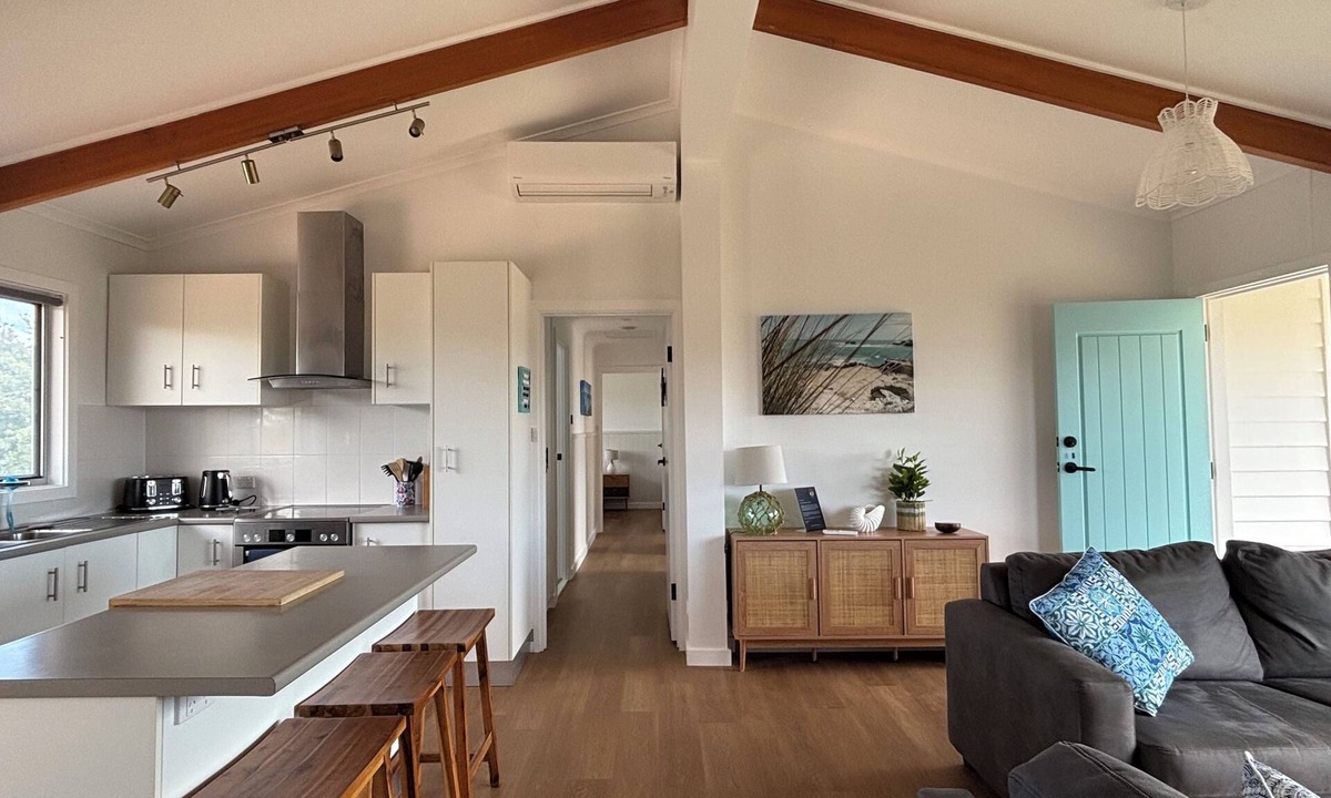 Waterhouse House | DUNE VIEW ROBE - 200m to Beach - Recently Renovated (2025) - Amazing Views