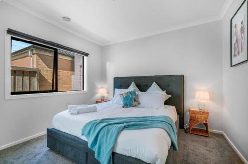 Torquay House | Dunes Getaway - Coastal Luxury Meets Laid Back Living