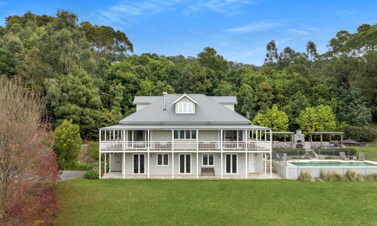 Woodhill House | Eagles Rise - Classically Designed Country Home