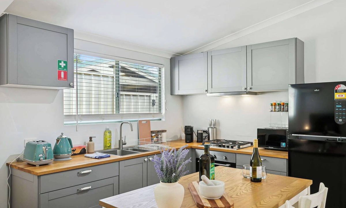 City Centre House | Elegant 2BR Escape | Near the Beach