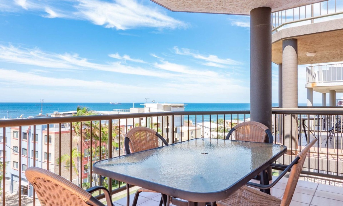 Kings Beach Apartment | Emerald Shores Unit 6, 8 Orvieto Terrace, Kings Beach