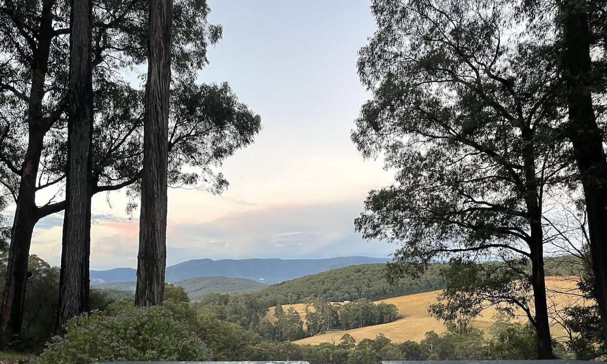 Hoddles Creek House | Entire 3 bedroom homestead with outdoor spa and incredible views on 3.5 acres