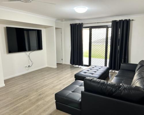 Waterford West House | Entire 4 Bedroom Home