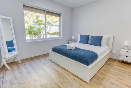 Geographe House | Estuary View