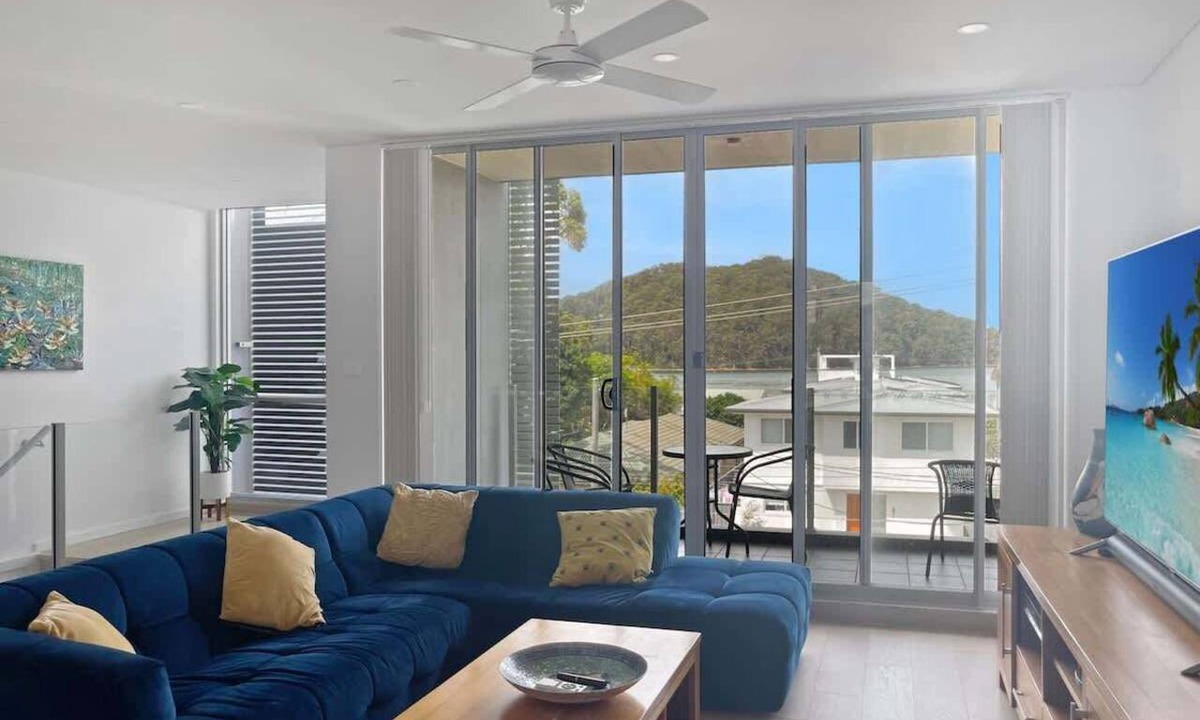 Ettalong Beach Apartment | Ettalong Central Stay