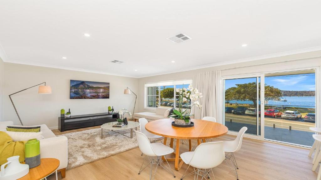 Ettalong Beach House | Ettalong Waterfront Retreat